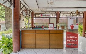 RedDoorz @ Sagan Jogja 2